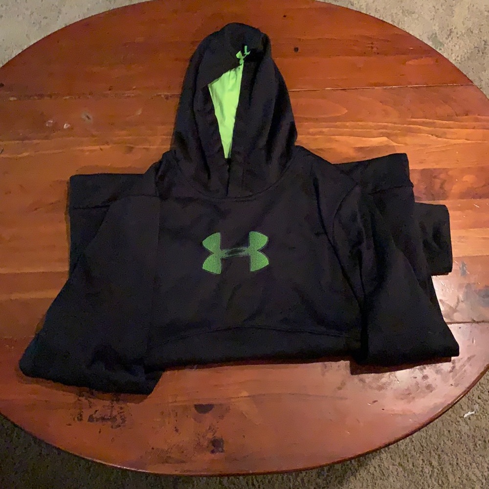 Like new - Under Armour Sweatshirt - Size XL